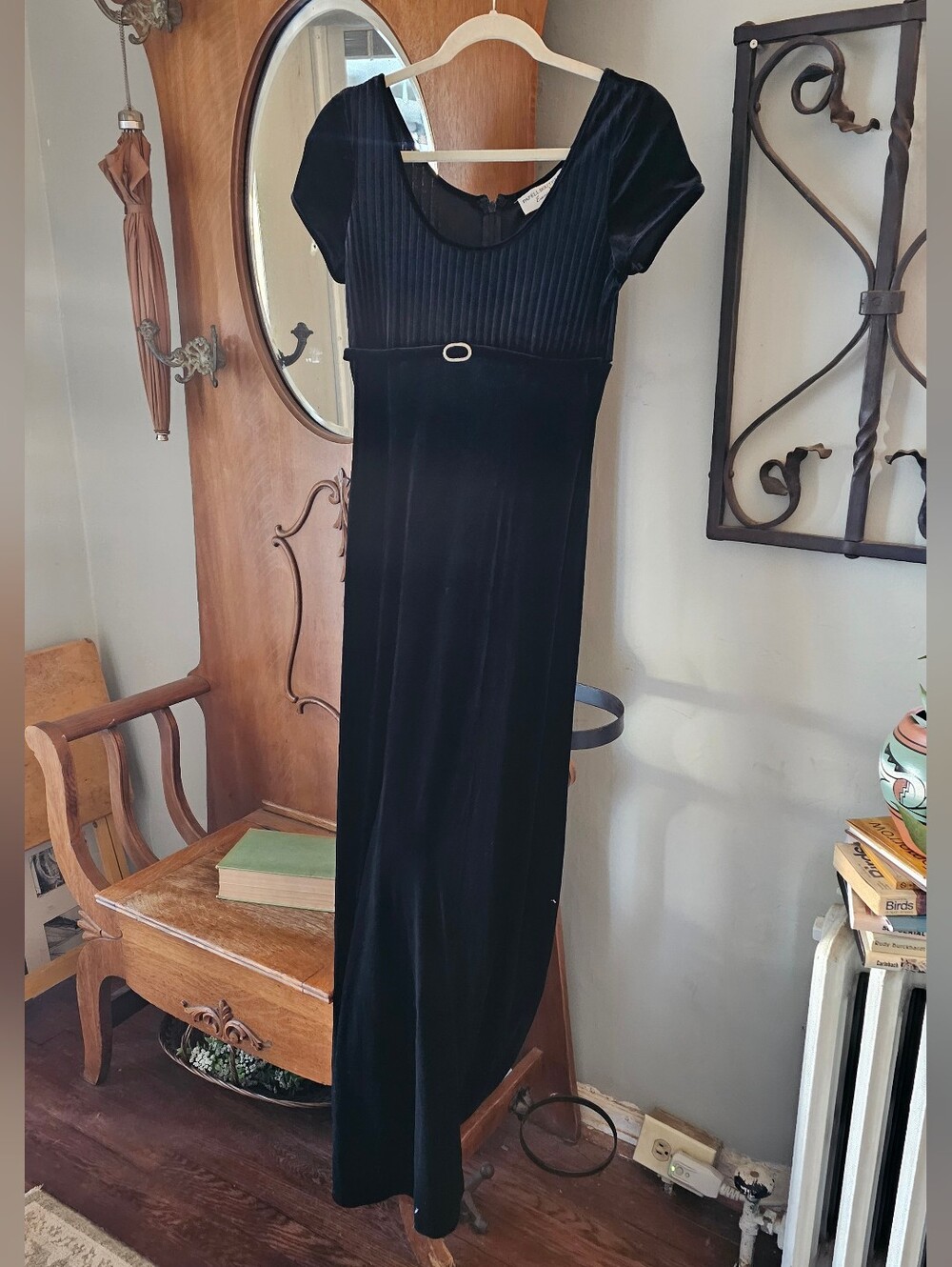 Papell Boutique Evening Black Velvet Maxi Gown Dress Size 8 Vintage 90s